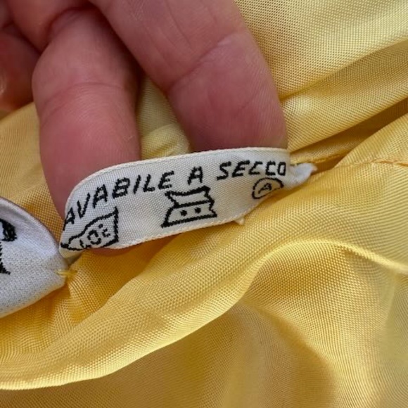 VINTAGE Rosier Patterned Yellow Suit - Picture 15 of 16